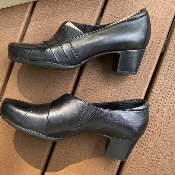 NWT Beautiful Clark's Rosalyn Adele Black Leather size 9.5 M - Picture 3 of 6